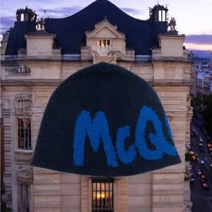 Alexander McQueen intarsia-knit logo beanie
